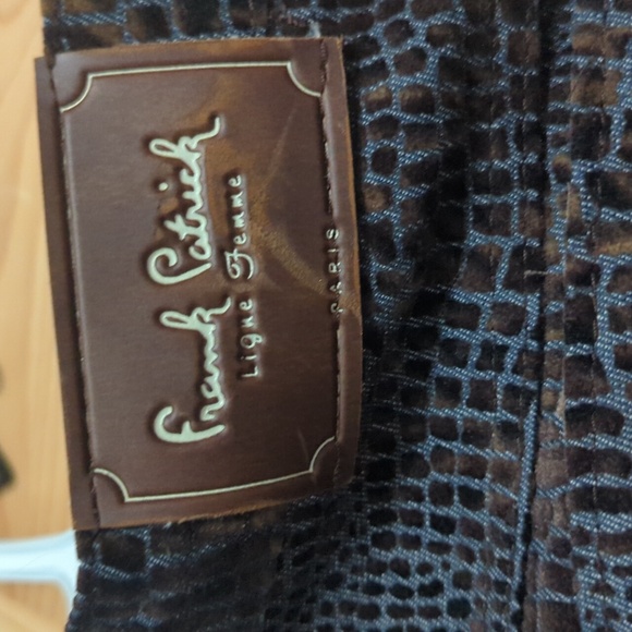 Frank Patrick Jane jeans with a suede touch to them - Picture 4 of 5